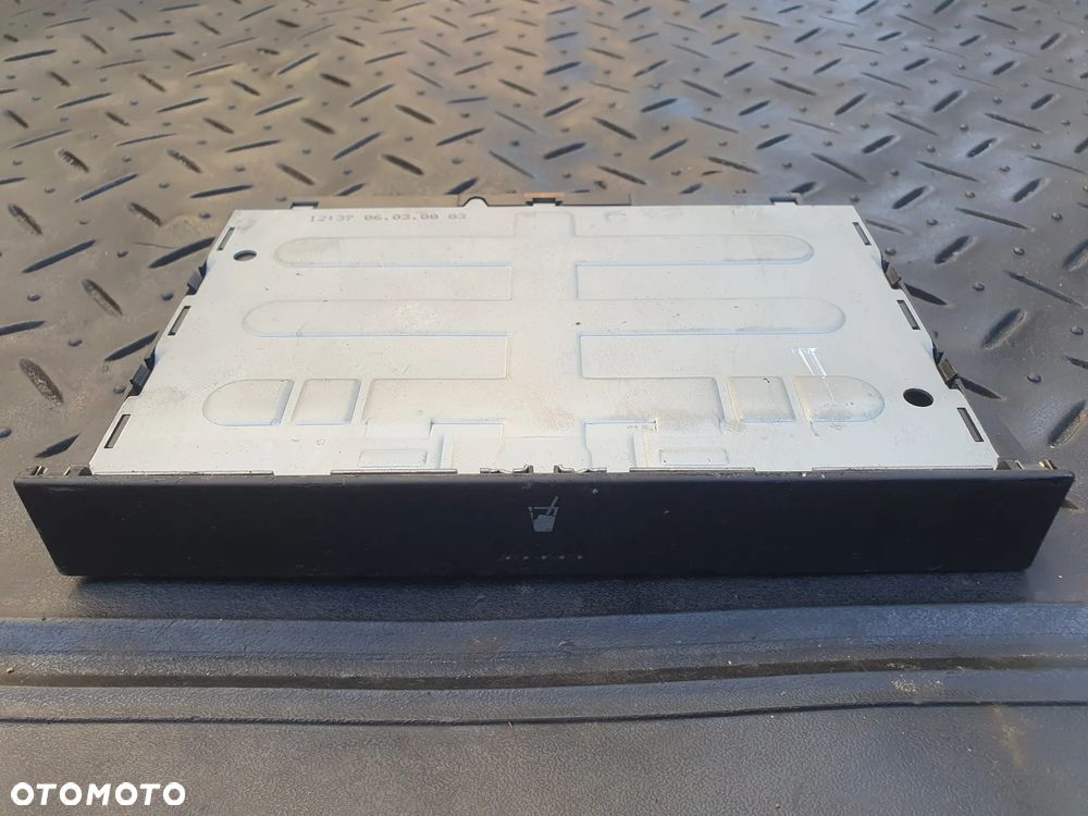 Vw Golf IV Bora uchwyt na napoje kubek kubki cupholder oryginał 1J0858601 - 5