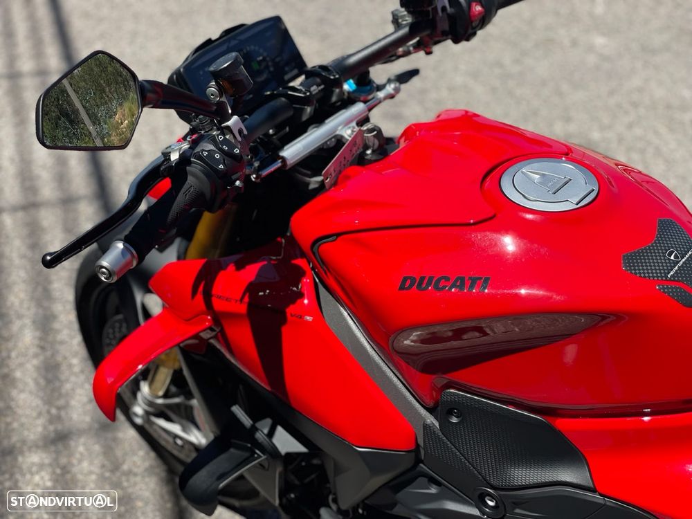 Ducati Streetfighter V4 S - 14