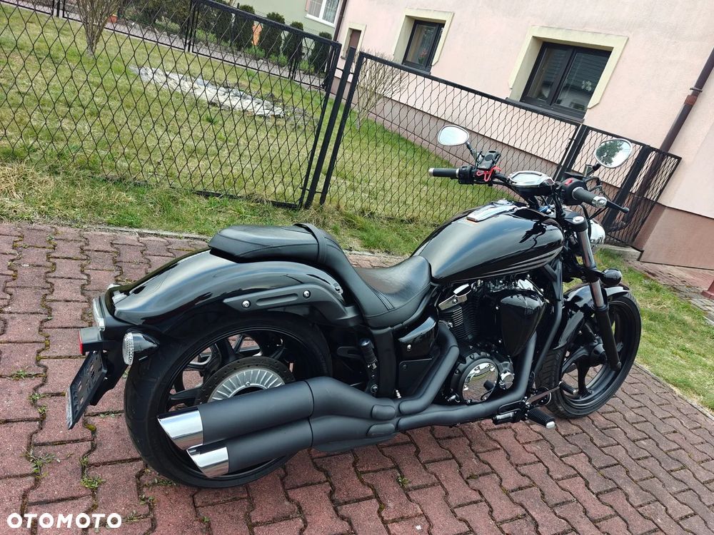 Yamaha XVS - 8