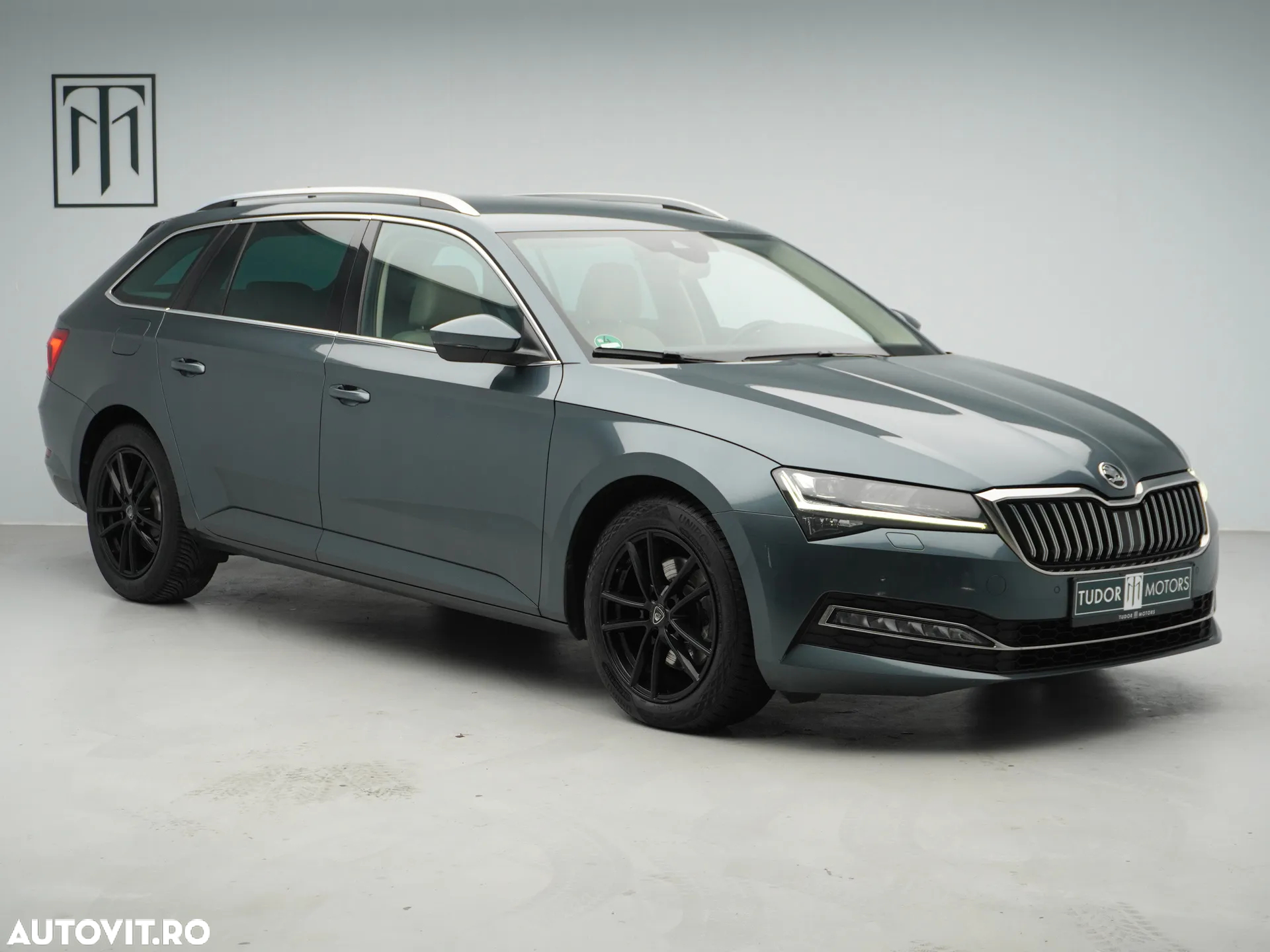 Skoda Superb 2.0 TDI 4X4 DSG Style - 2