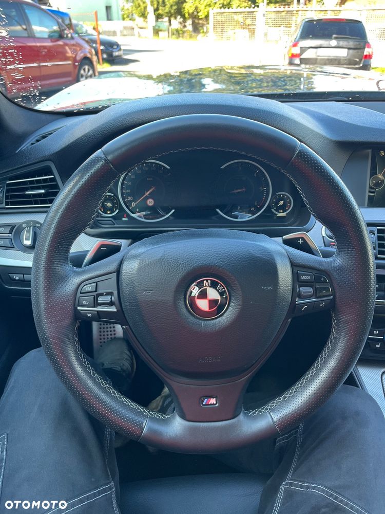 BMW Seria 5 530d Touring - 15
