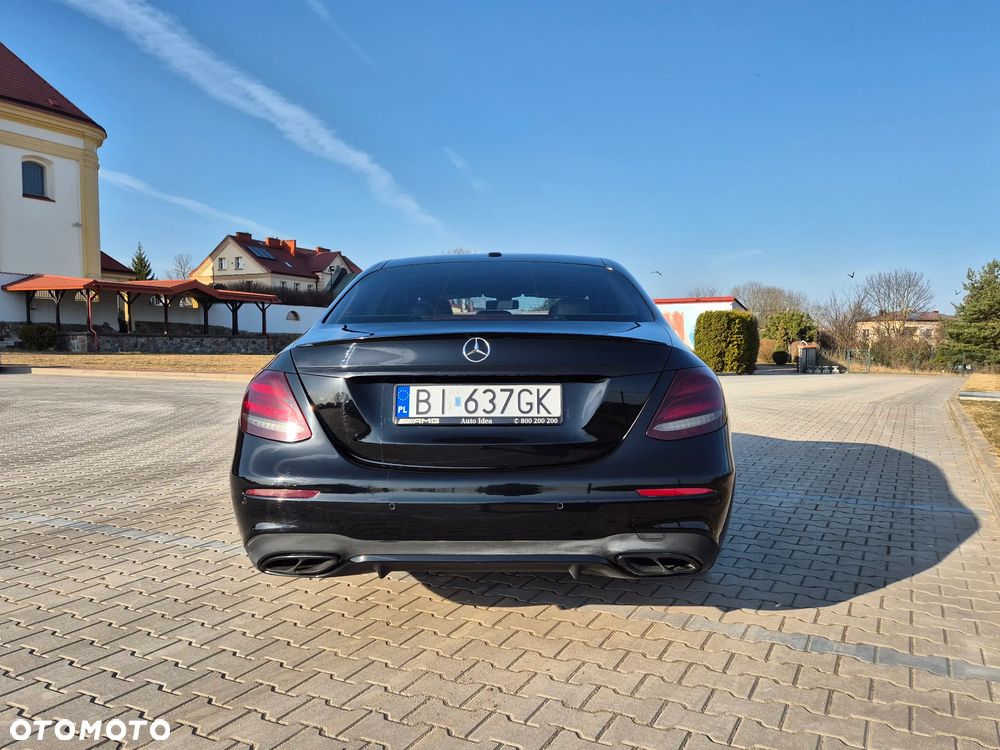 Mercedes-Benz Klasa E 300 9G-TRONIC AMG Line - 5