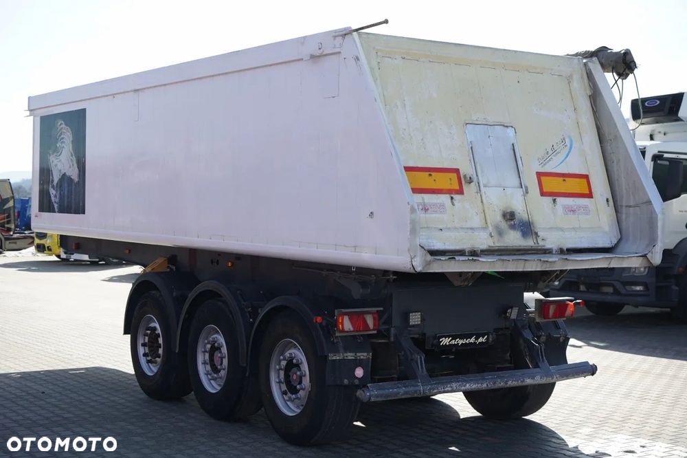 Carnehl WYWROTKA / 26 m3 / ALUMINIOWA / OŚ PODNOSZONA / SAF / WAGA: 5 300 KG / - 4
