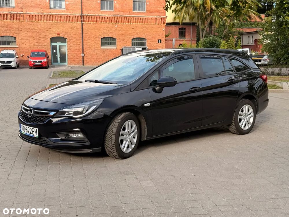 Opel Astra - 1