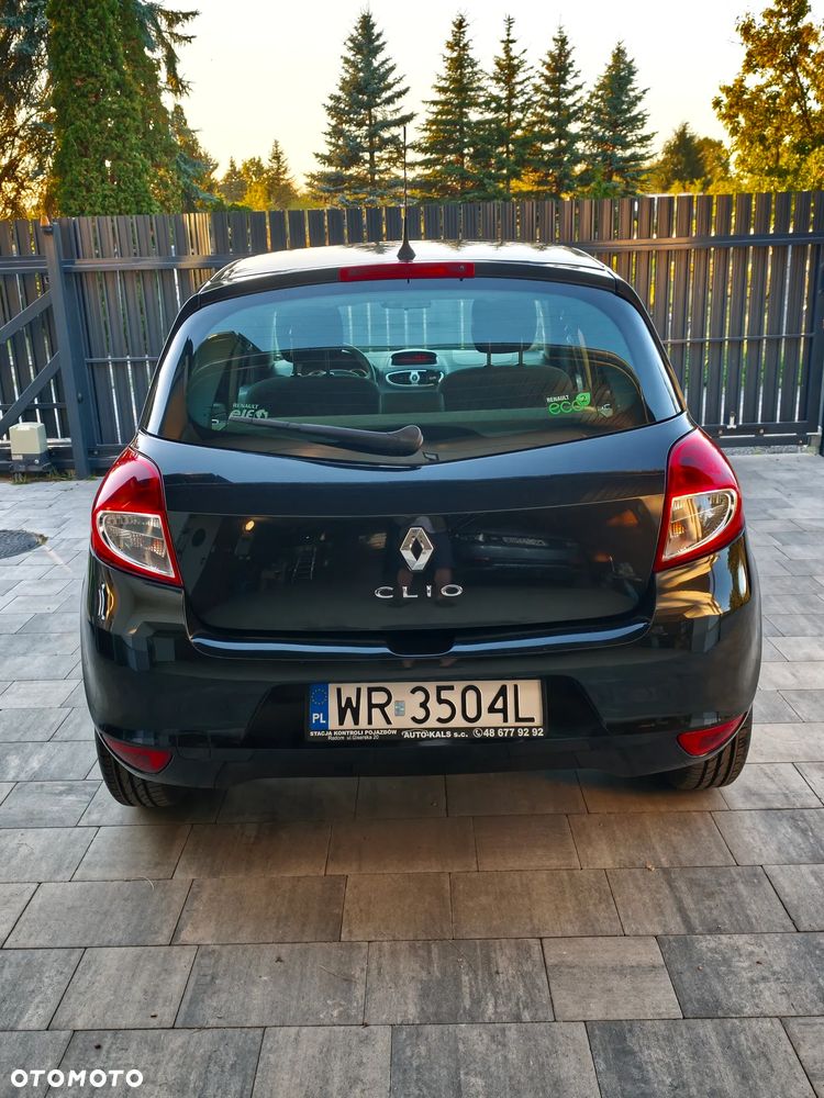 Renault Clio 1.2 16V Dynamique - 10