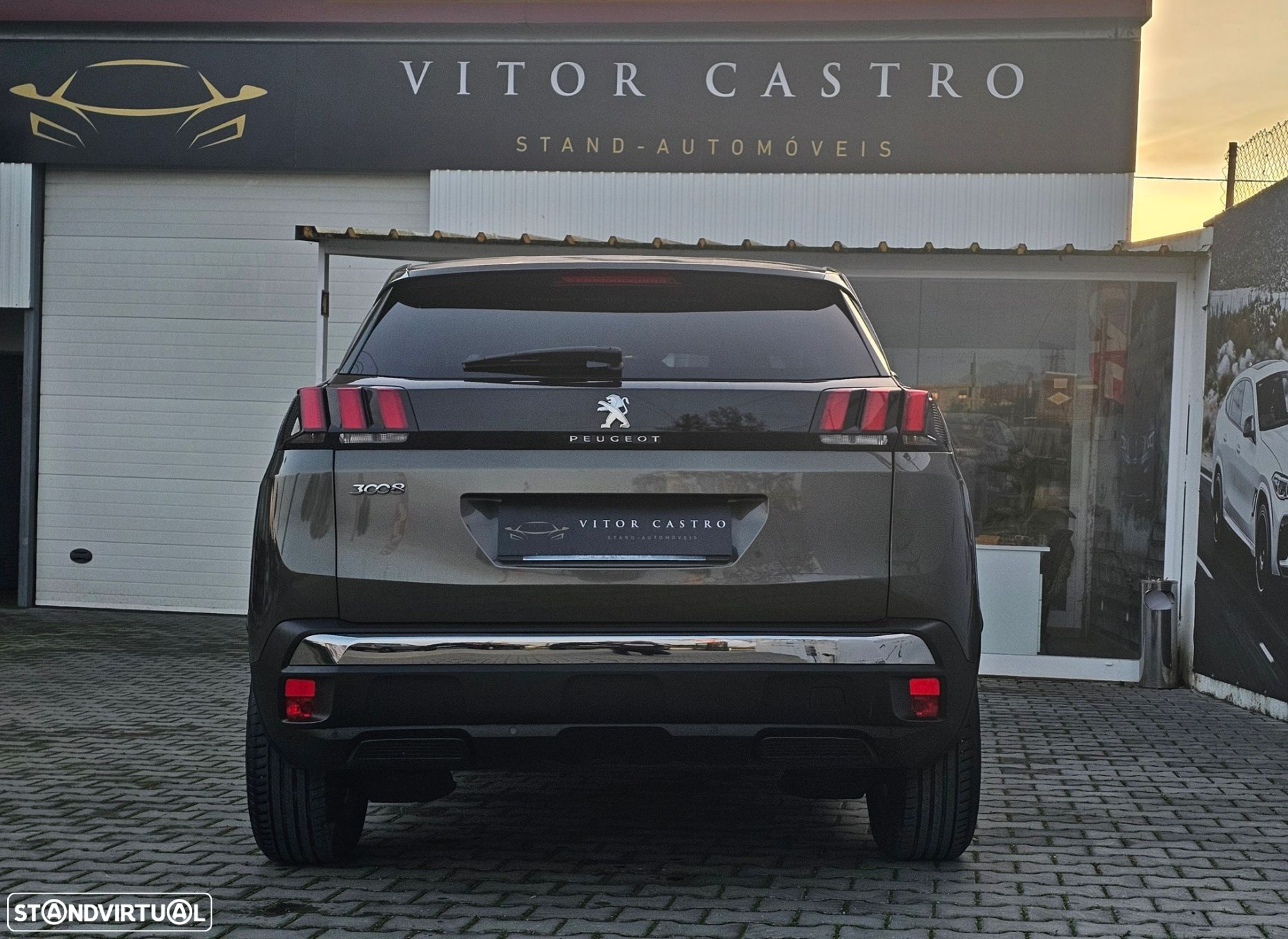 Peugeot 3008 1.5 BlueHDi Active Pack EAT8 - 5