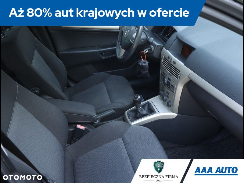 Opel Astra - 10