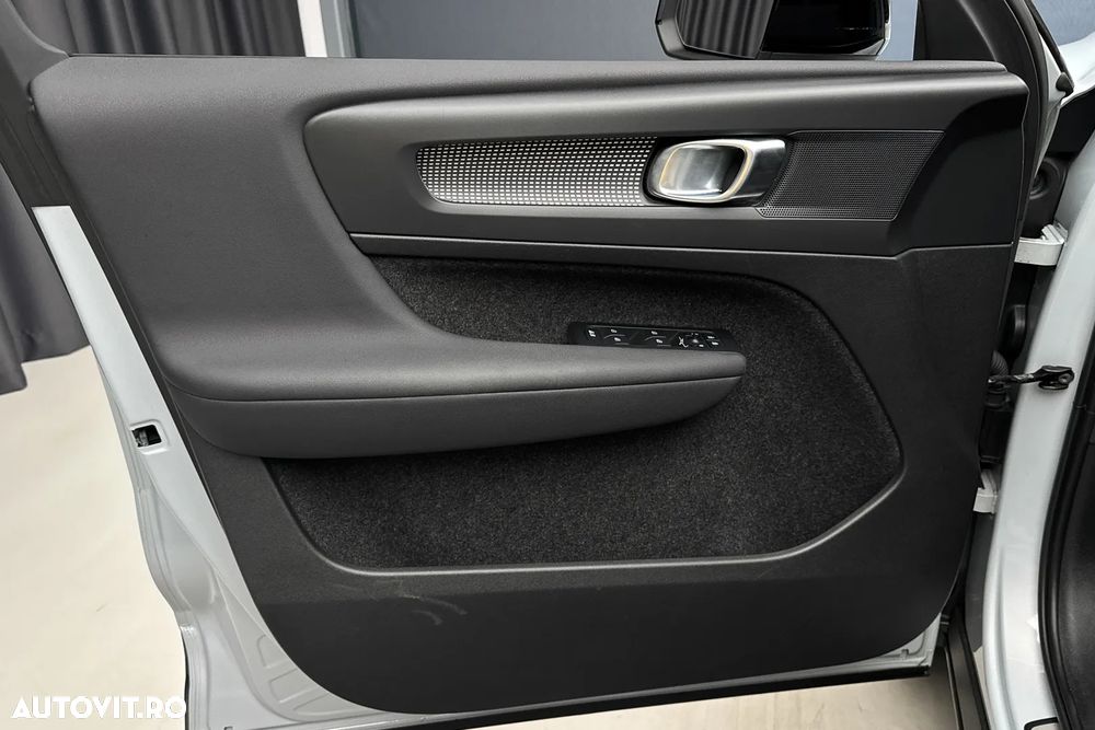 Volvo XC 40 - 20
