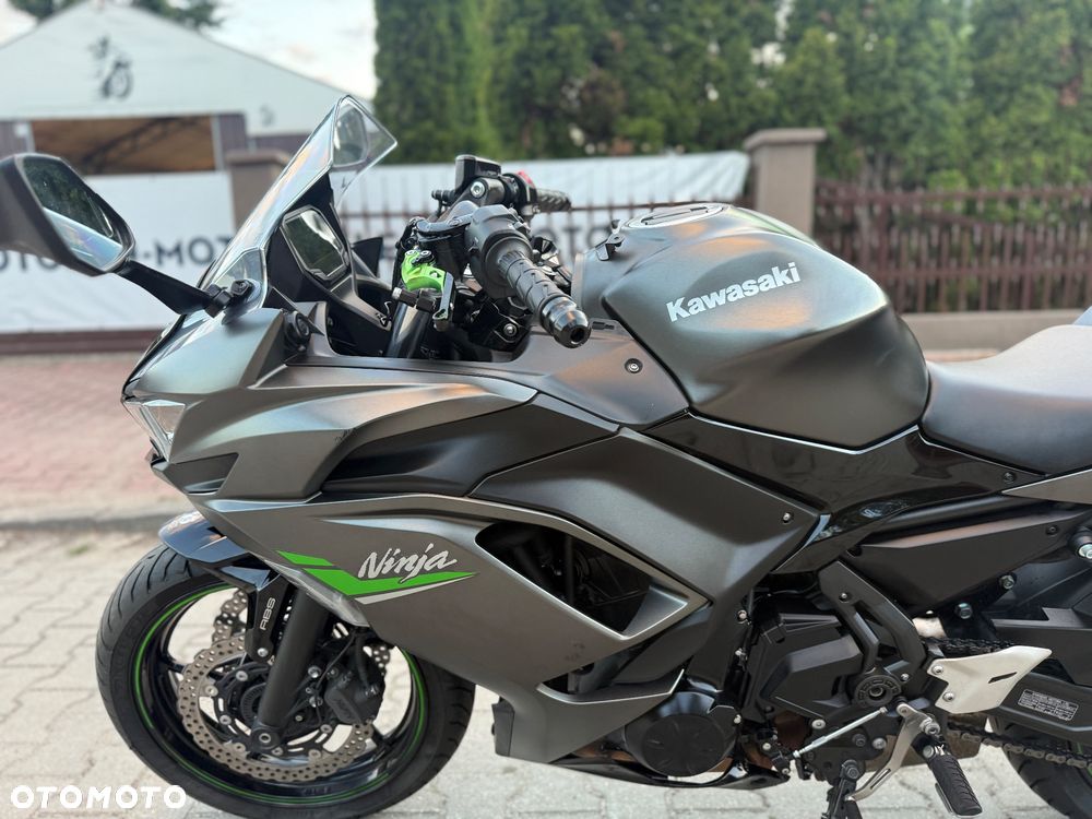 Kawasaki Ninja - 24