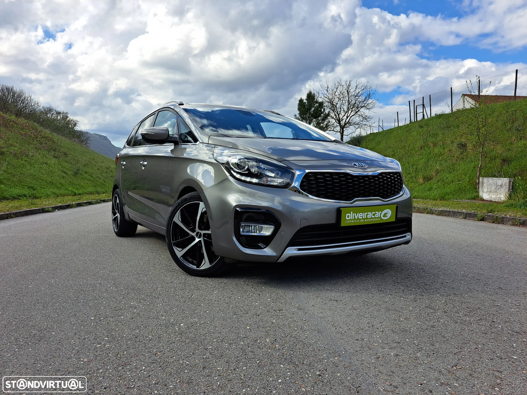 Kia Carens 1.7 CRDi ISG TX - 8