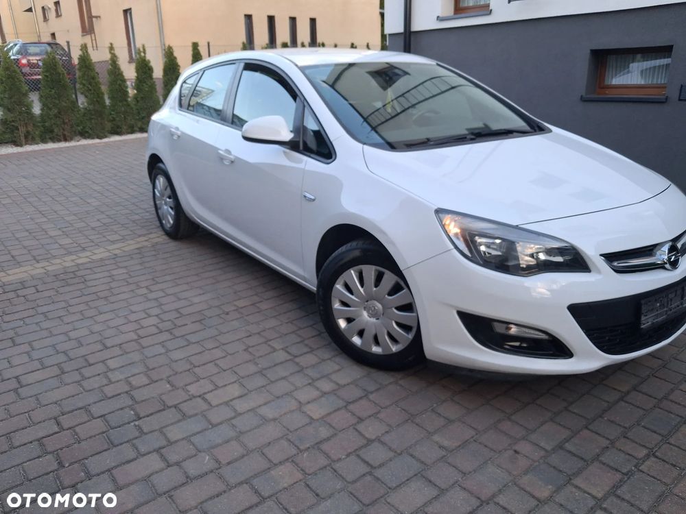 Opel Astra 1.6 Cosmo - 1