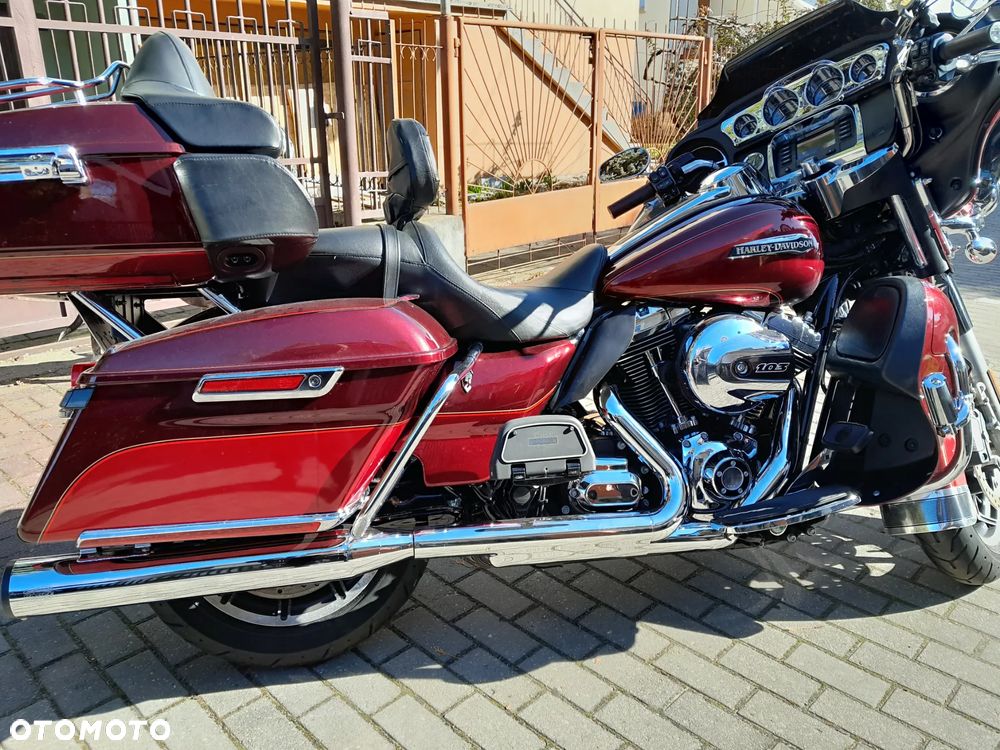 Harley-Davidson FLHTCU Ultra - 26