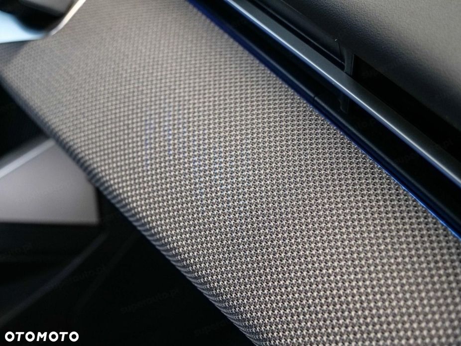 BMW iX3 - 13