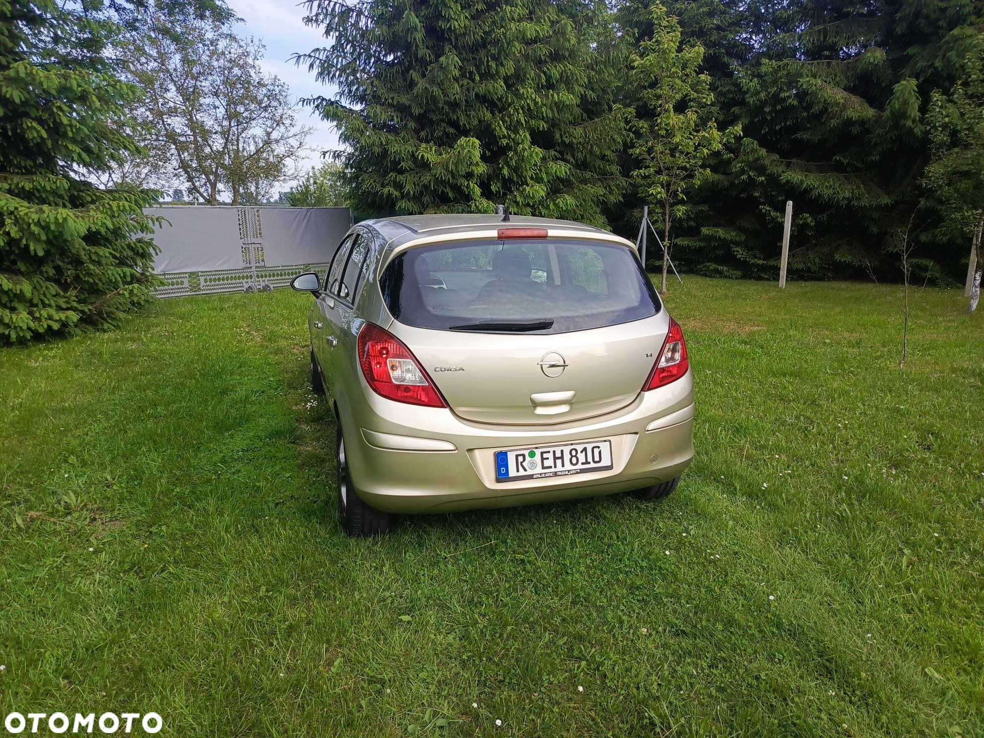 Opel Corsa 1.4 16V Edition - 11