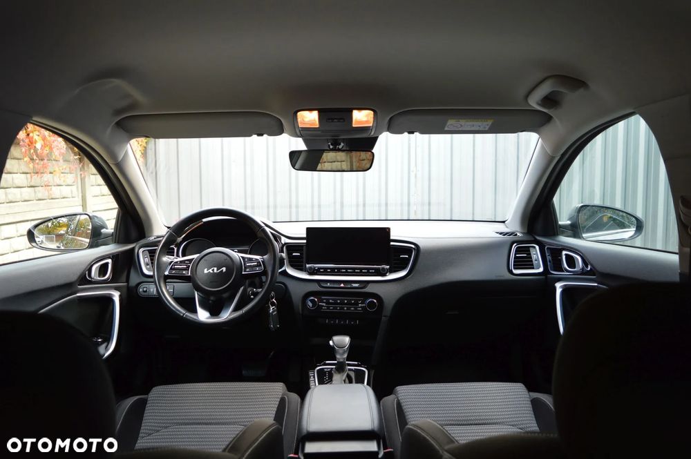 Kia Ceed 1.5 T-GDI Business Line Plus DCT - 21