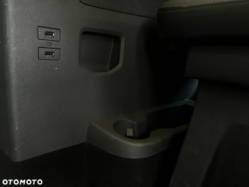 Ford Tourneo Custom 2.0 EcoBlue L1 Titanium SelectShift - 14