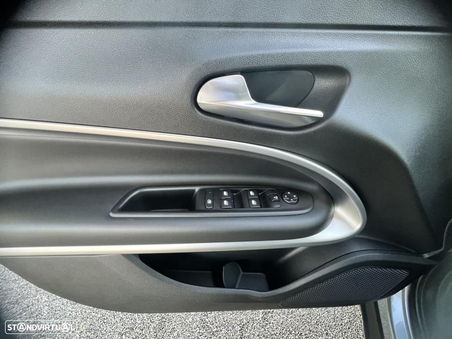 Jeep Avenger 54 kWh Summit - 20