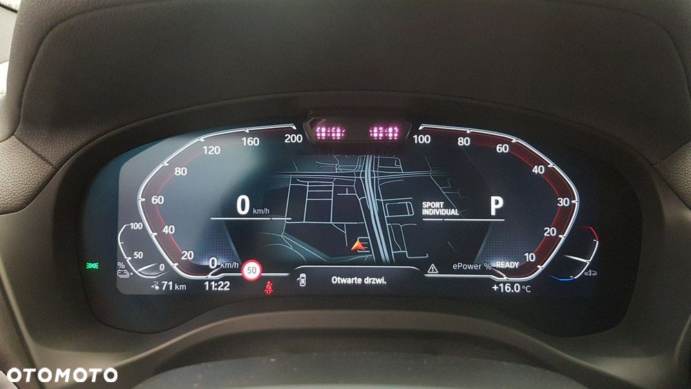 BMW iX3 - 21