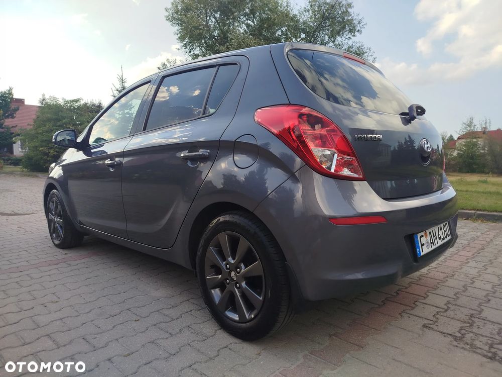 Hyundai i20 1.25 Classic + - 19