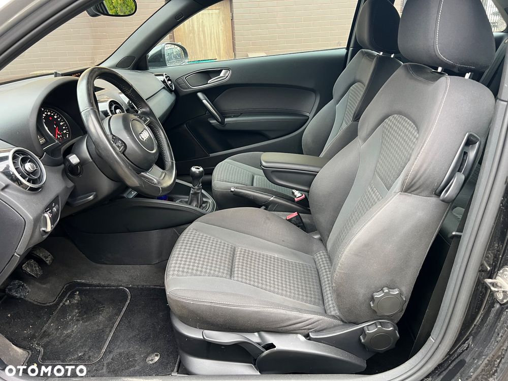 Audi A1 3-drzwiowe 1.6 TDI S line edition - 27