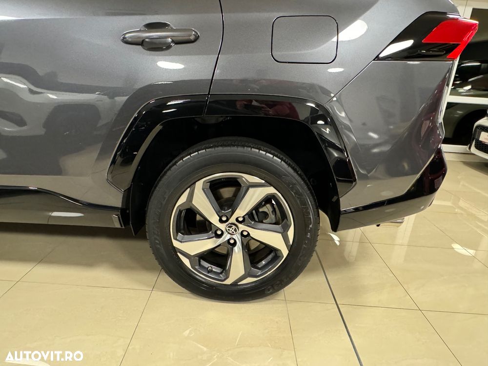 Toyota RAV4 Plug-in-Hybrid Style - 39