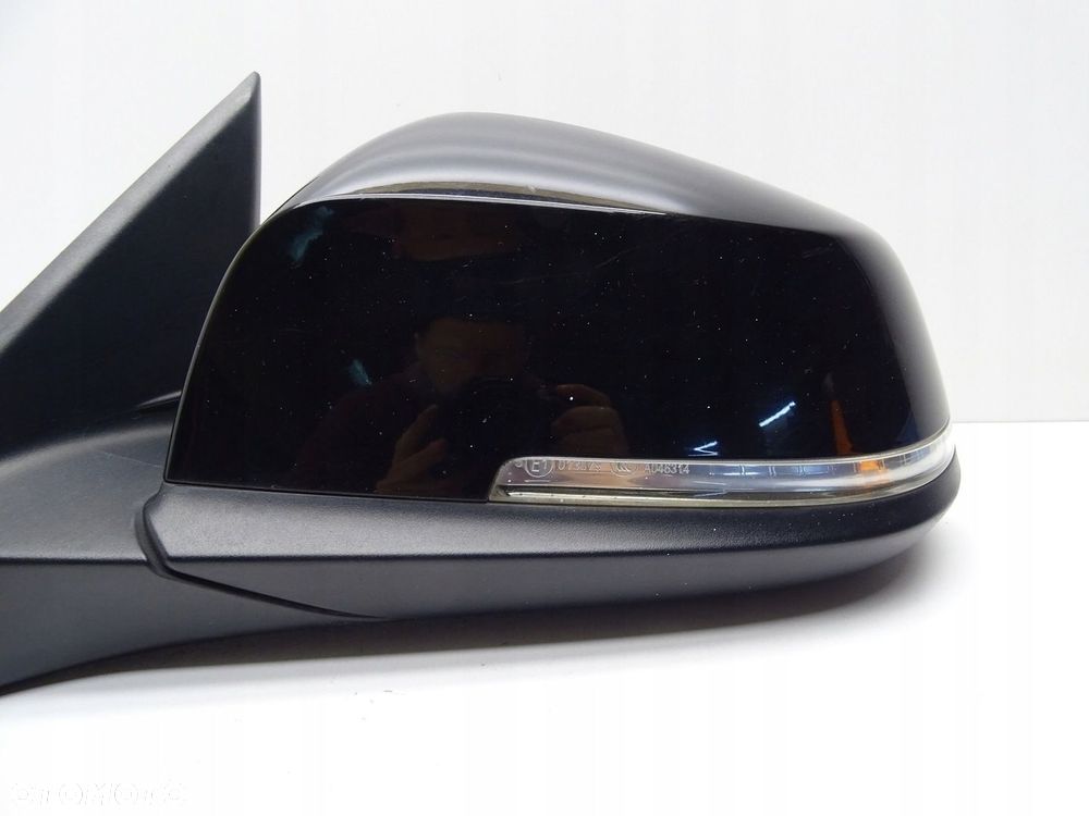 LUSTERKO LEWE LEWY PRZÓD PRZEDNIE BMW F30 SCHWARZ II 668 6 PIN - 6