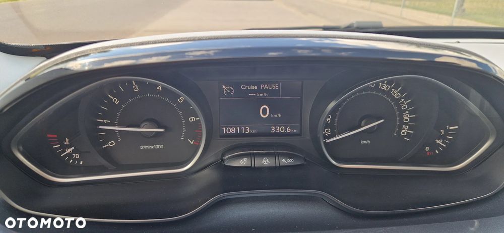 Peugeot 208 1.4 VTi Allure - 9