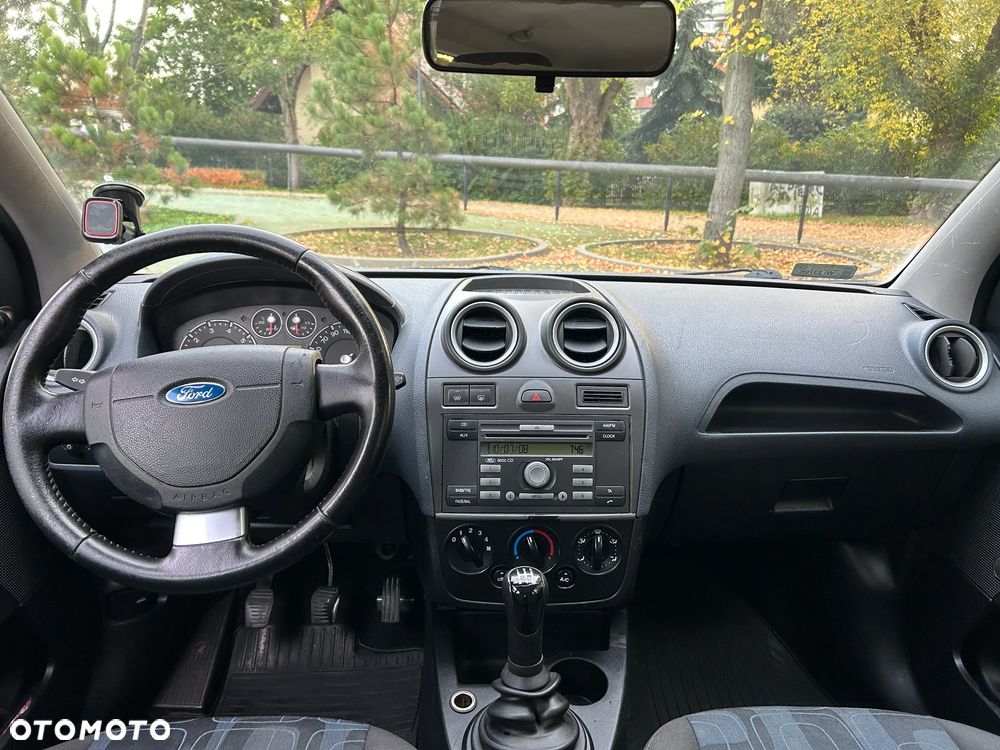 Ford Fiesta 2008 photo 3