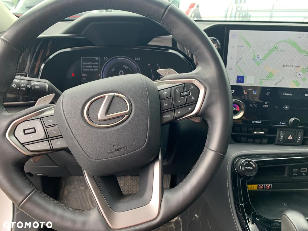 Lexus NX 350h Business - 18