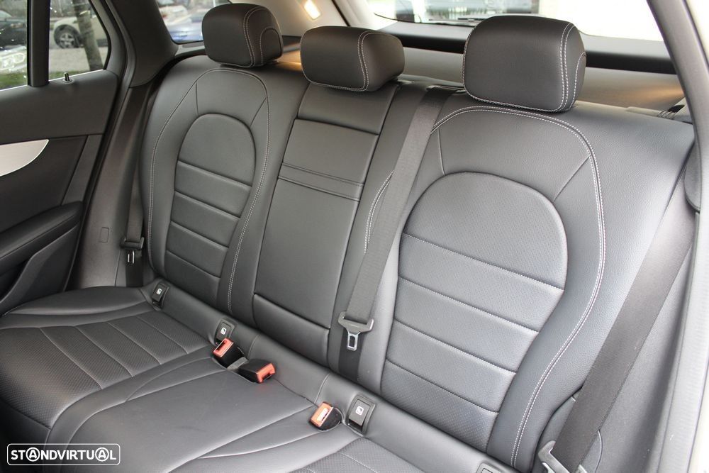 Mercedes-Benz GLC 300 de 4Matic - 22