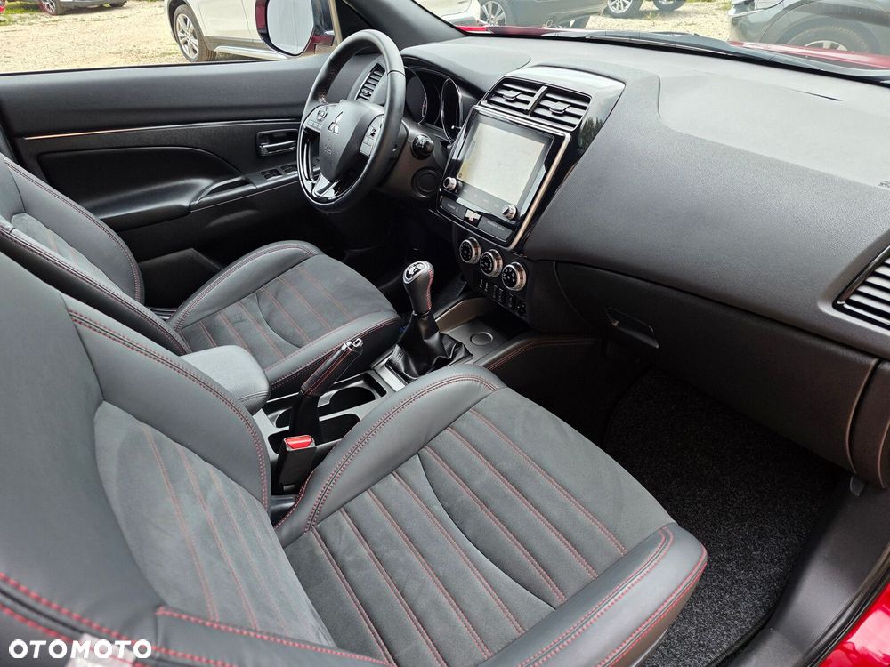 Mitsubishi ASX - 12