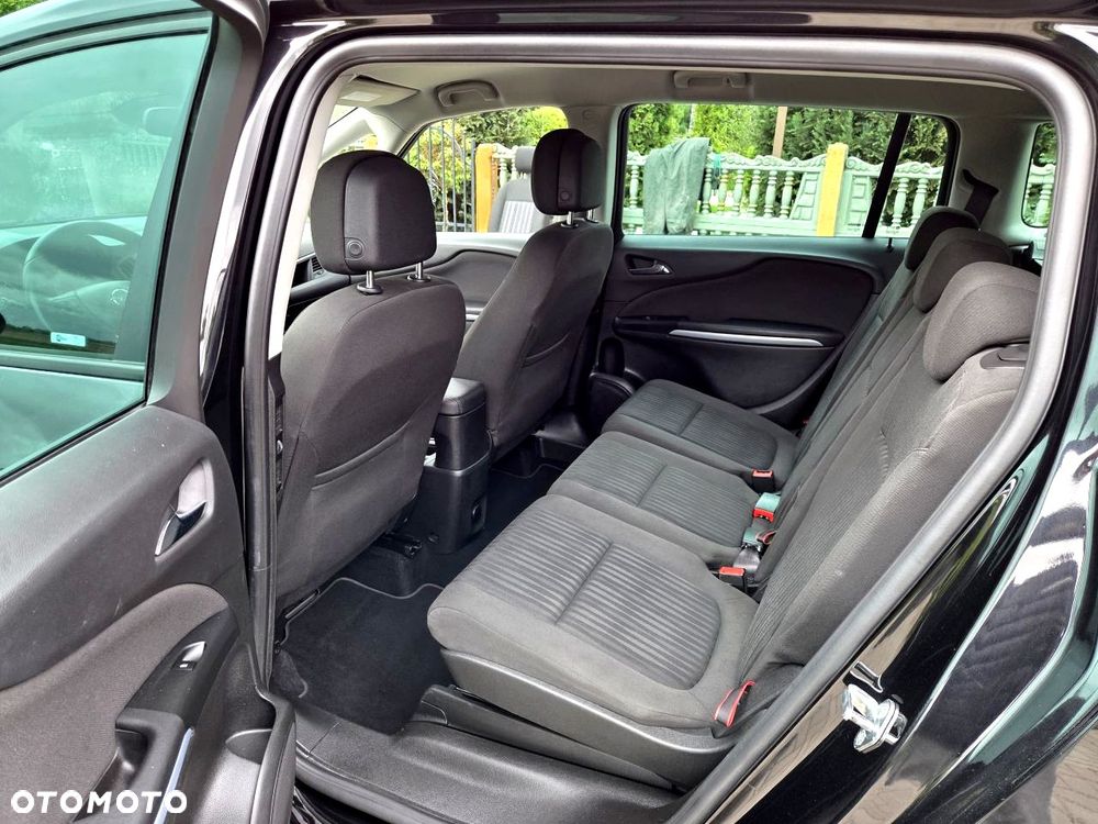 Opel Zafira - 20