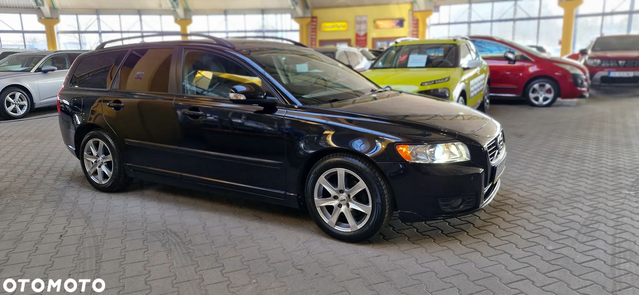 Volvo V50 DPF DRIVe Business Edition - 1