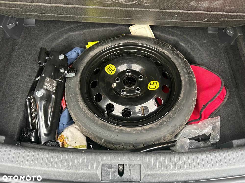 Volkswagen Golf GTD (BlueMotion Technology) - 33