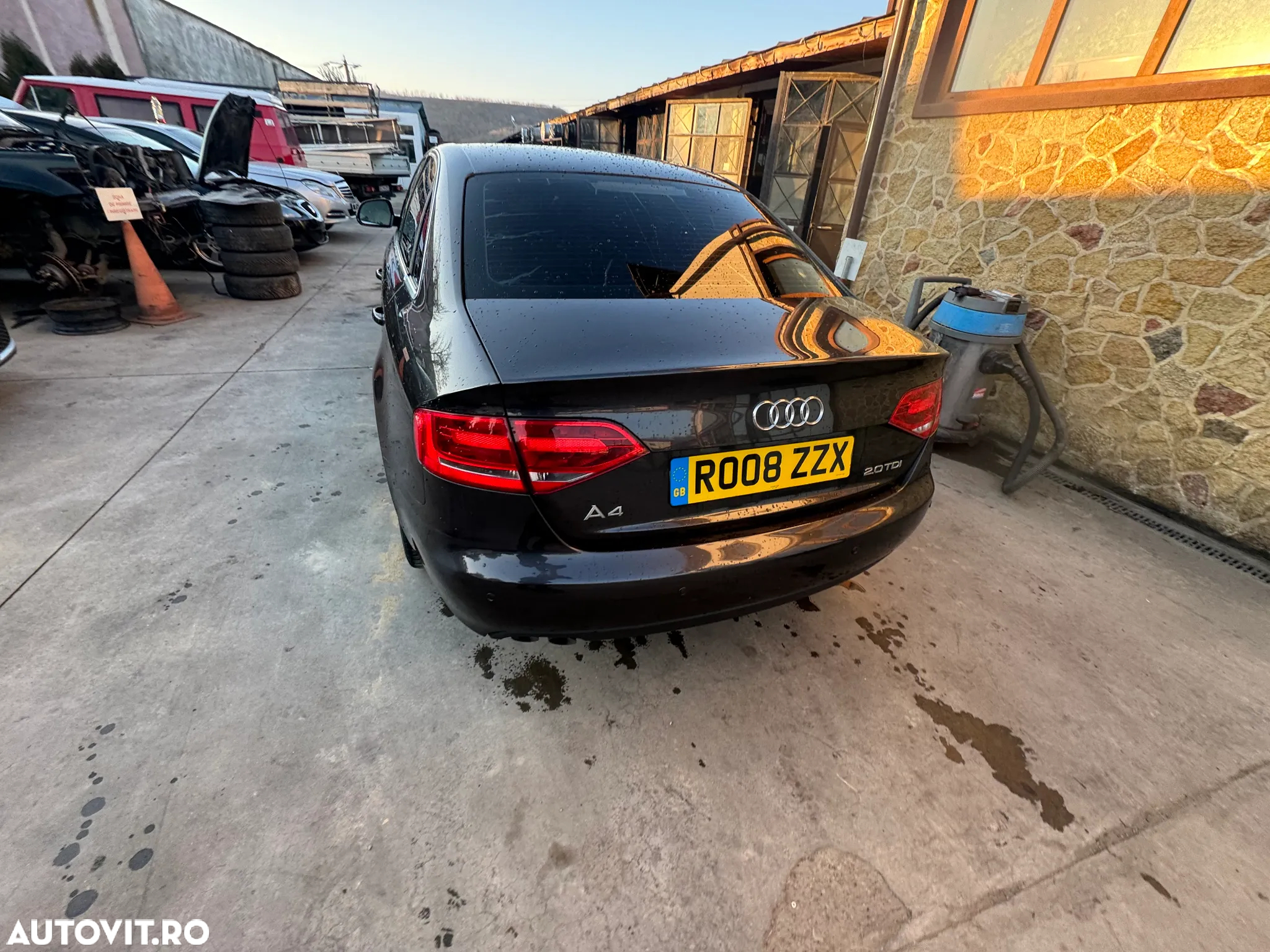 Dezmembram Audi A4 B8 2.0 CAG - 5