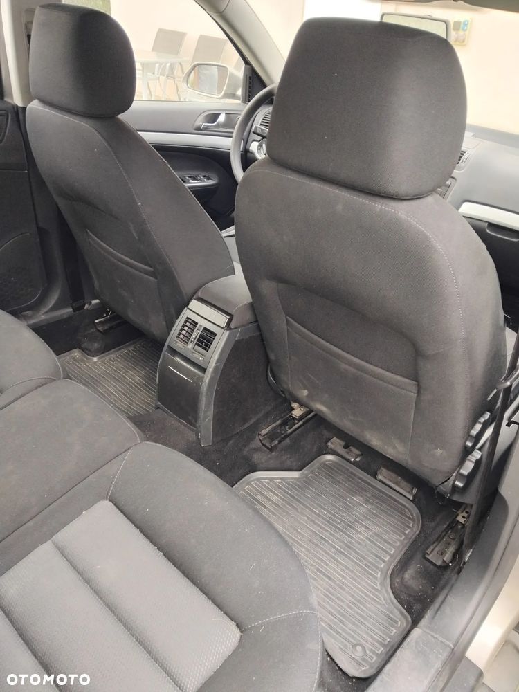 Skoda Octavia 1.9 TDI Ambiente - 9