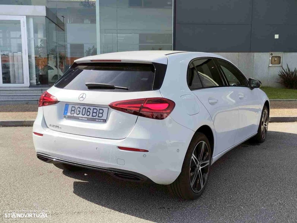 Mercedes-Benz A 250 - 11