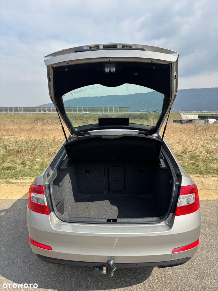 Skoda Octavia 2.0 TDI Elegance - 6