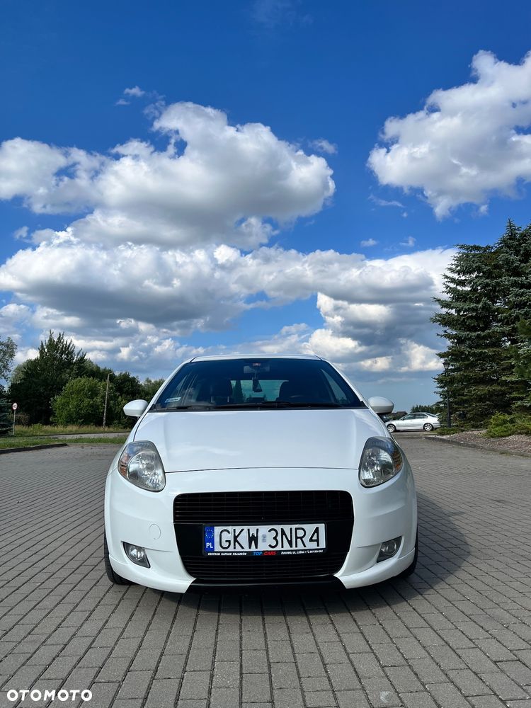 Fiat Grande Punto - 14