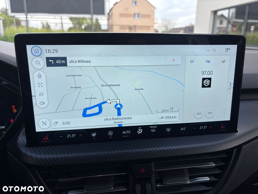 Ford Kuga 2.5 Duratec PHEV ST-LINE - 24