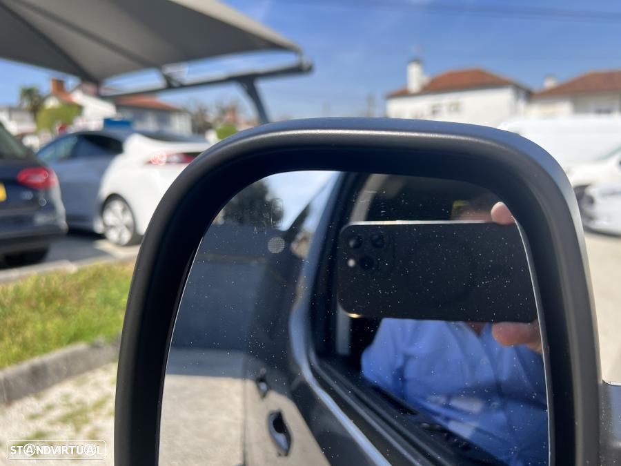 Peugeot e-Traveller L2 (75kWh) Allure - 58