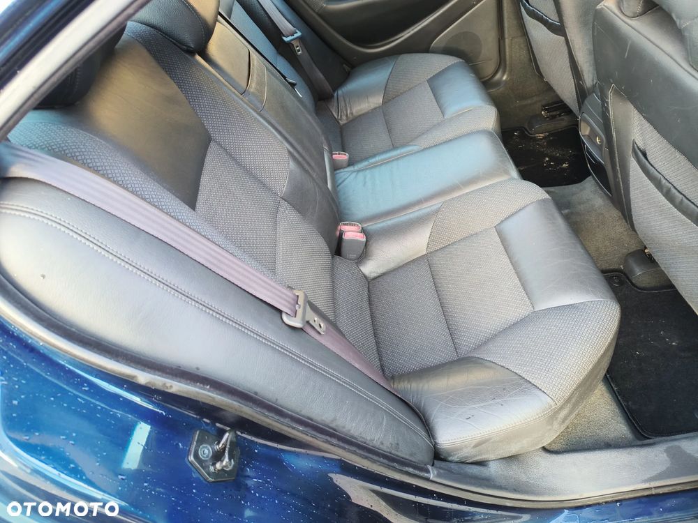 Volvo S60 2.4 Momentum - 18