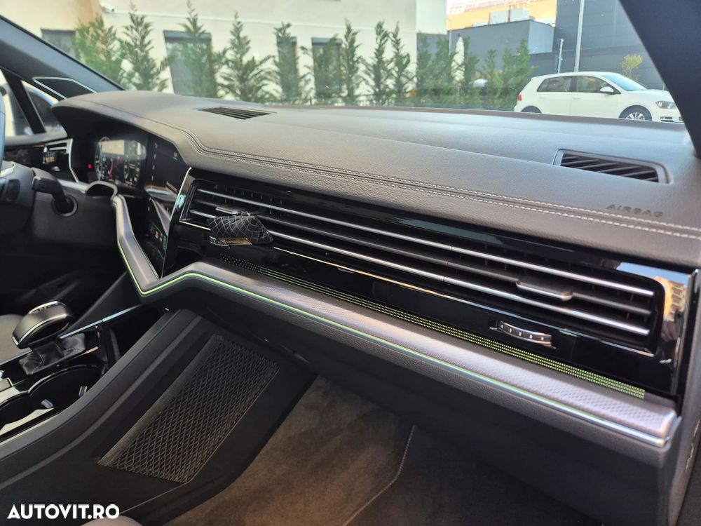 Volkswagen Touareg 3.0 V6 TDI SCR 4Motion Automatik R-Line - 38