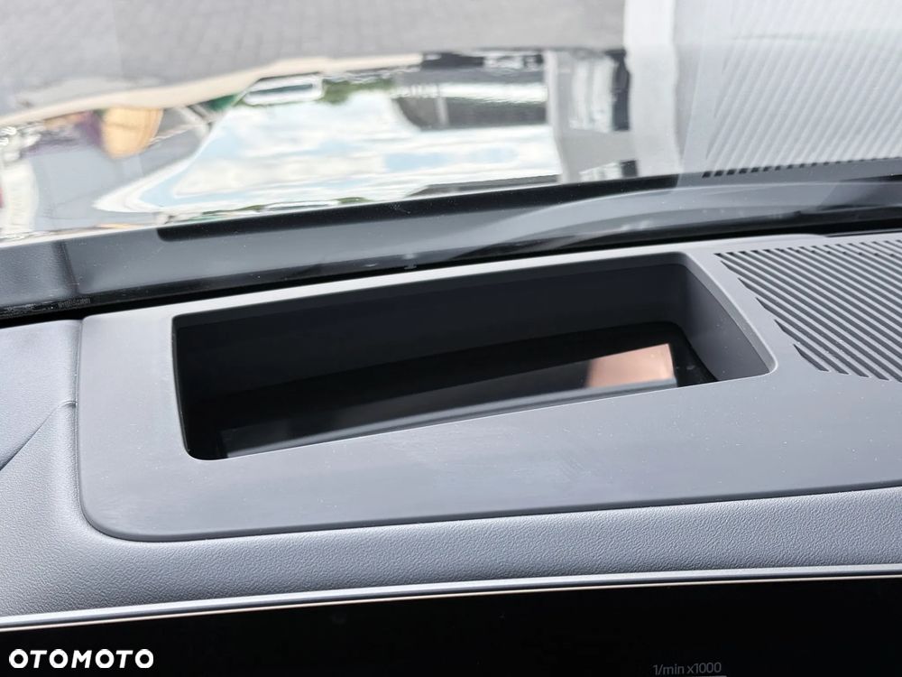 BMW Seria 5 520i - 26