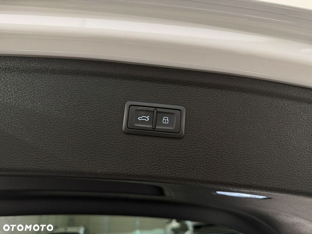 Audi Q5 35 TDI mHEV S Line S tronic - 27