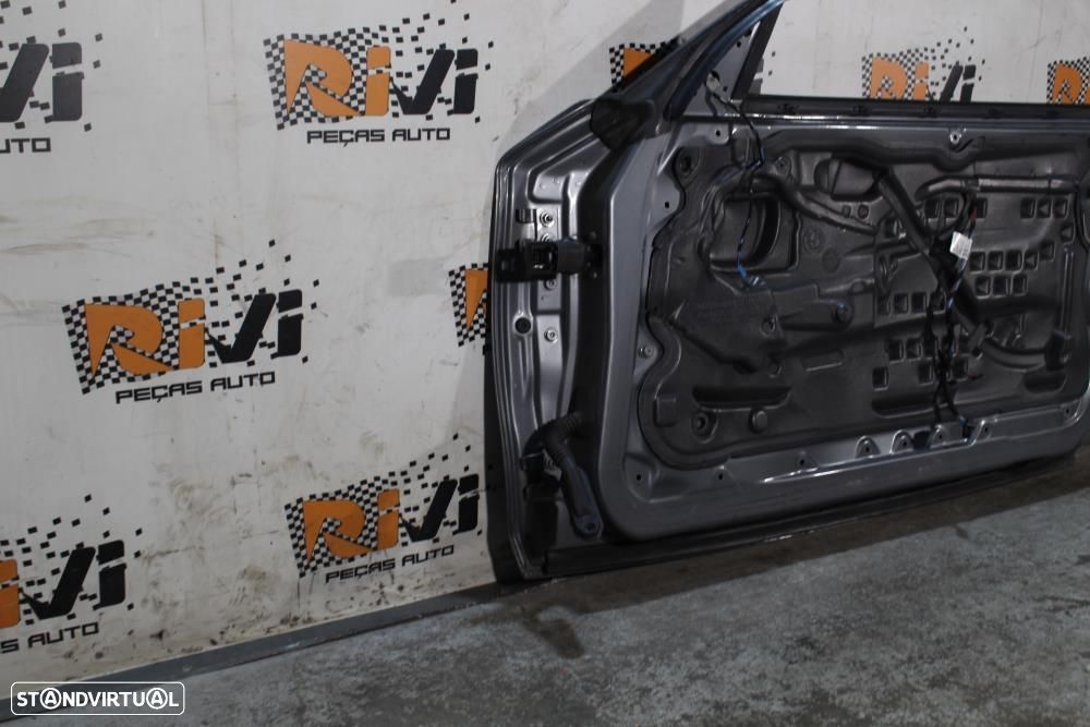 Porta Direita Bmw 1 Coupé (E82)  Porta Frente Direita Bmw Serie 1 E81 - 8