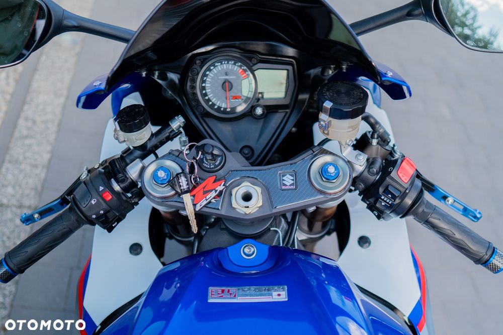 Suzuki GSX-R - 23