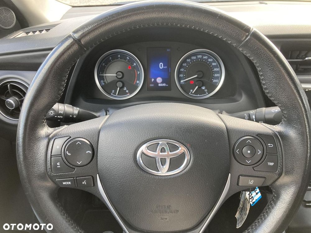 Toyota Corolla 1.6 Premium MS - 13