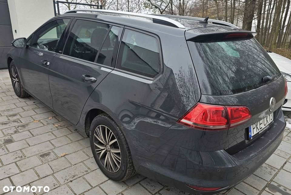 Volkswagen Golf 1.6 TDI BlueMotion Technology Allstar - 4