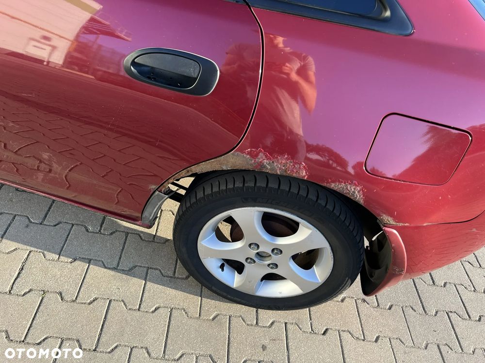 Mazda 323F 1.5 - 26